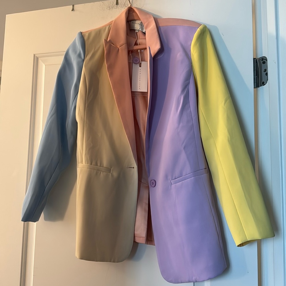 $ firm Endless Rose Colorblock Blazer